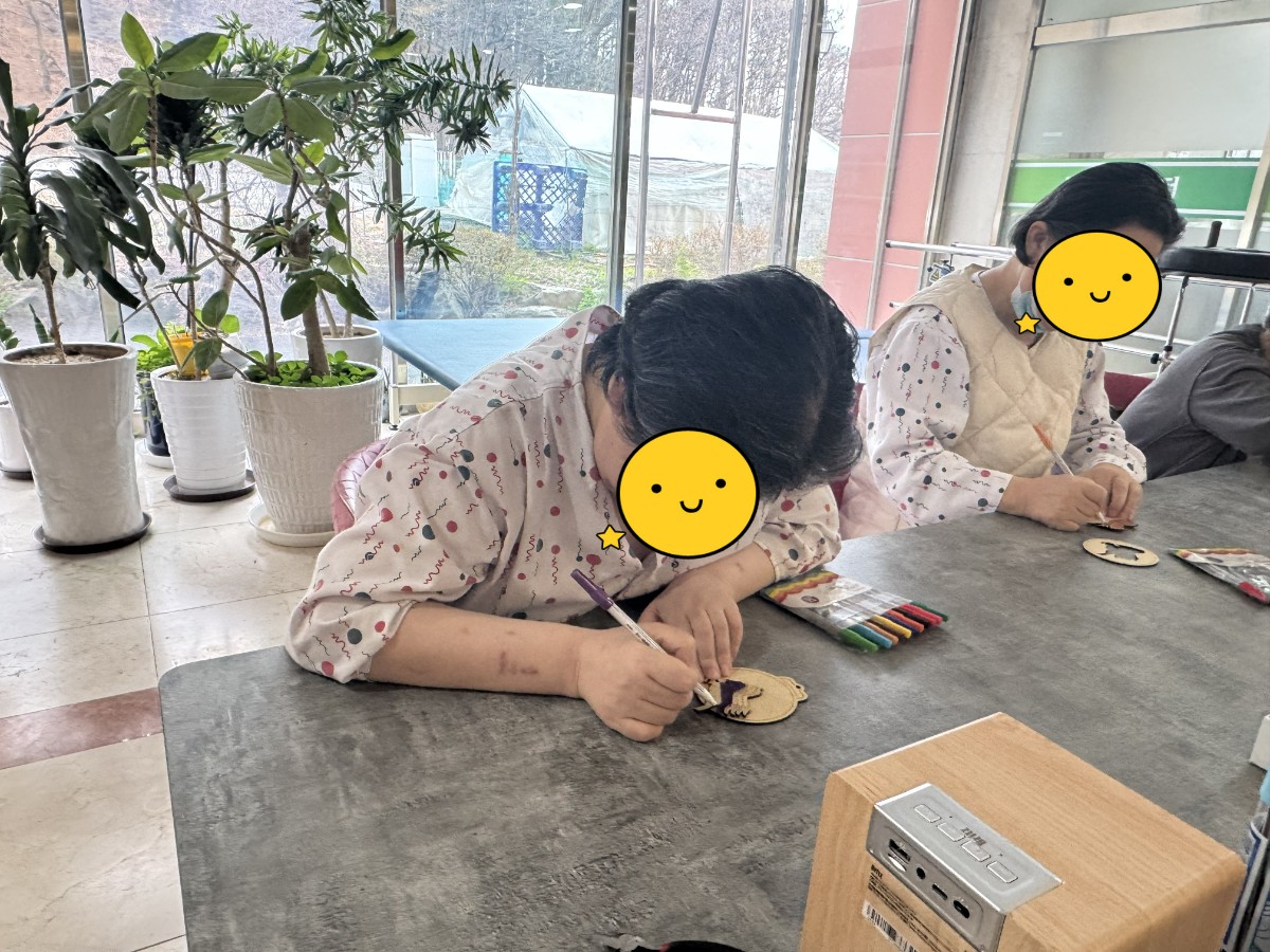 [꾸미기]KakaoTalk_20260406_145926518_05.jpg