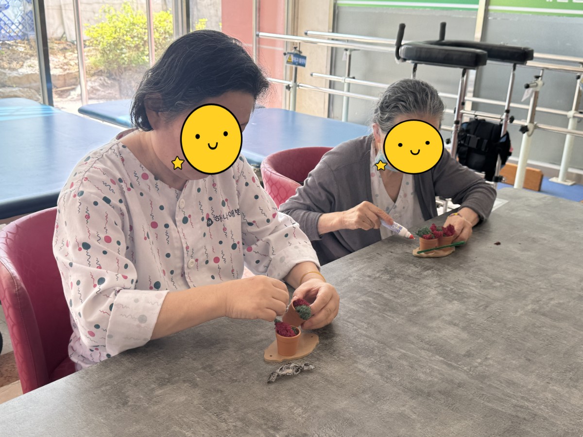 [꾸미기]KakaoTalk_20260518_142806750_05.jpg